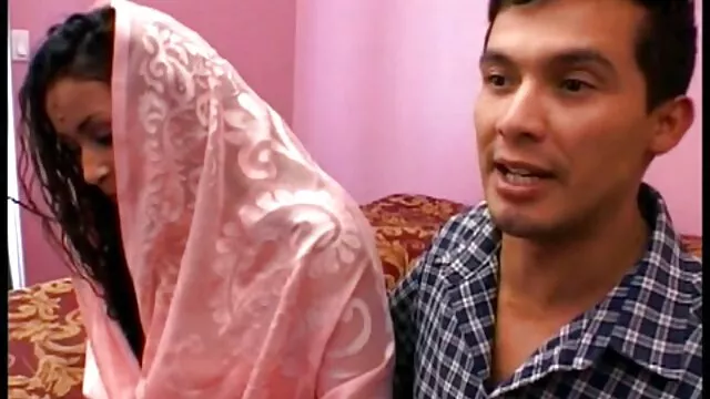 Miễn phí khiêu dâm, không giấy đăng ký  Sucker Kylie biết rất nhiều về L. pim sec ba gia