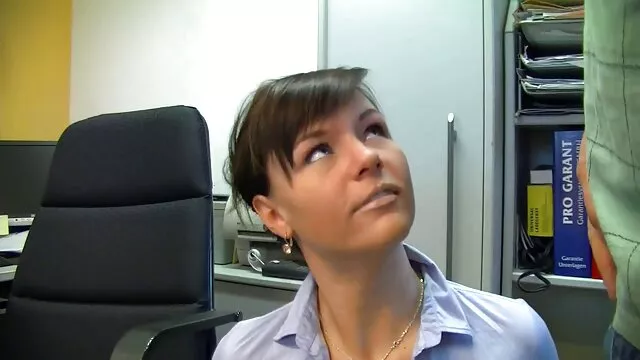 Miễn phí khiêu dâm, không giấy đăng ký  Sneaky clip sec may bay ba gia tay sâu handjob