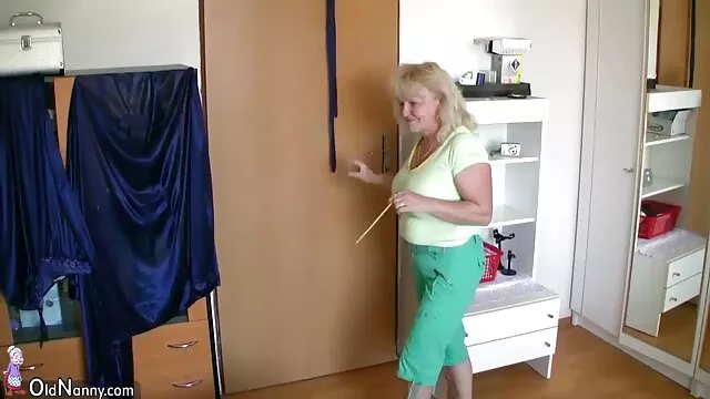 Miễn phí khiêu dâm, không giấy đăng ký  Màn dạo đầu chiến lợi phẩm sec lon ba gia hấp dẫn