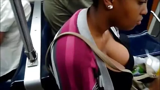 Miễn phí khiêu dâm, không giấy đăng ký  Busty đĩ đã bị mất với những cậu bé xem phim sec may bay ba gia