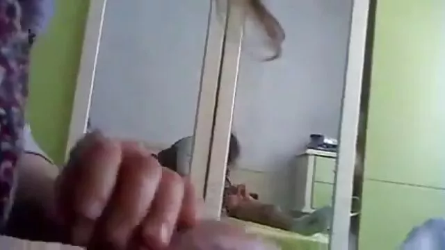 Miễn phí khiêu dâm, không giấy đăng ký  Blowjob từ một công chúa sec dit gai gia