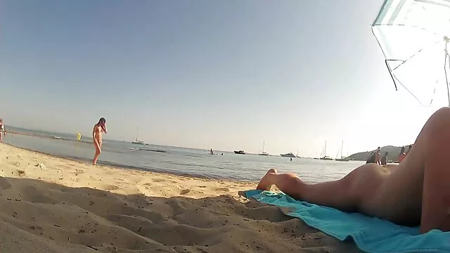 Miễn phí khiêu dâm, không giấy đăng ký  Porn Builders sec phi cong tre lai may bay ba gia Girls